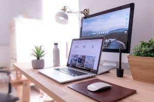 Daily, Weekly and Monthly Social Media Tasks for Your Business