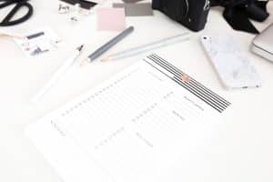 Daily, Weekly and Monthly Social Media Tasks for Your Business