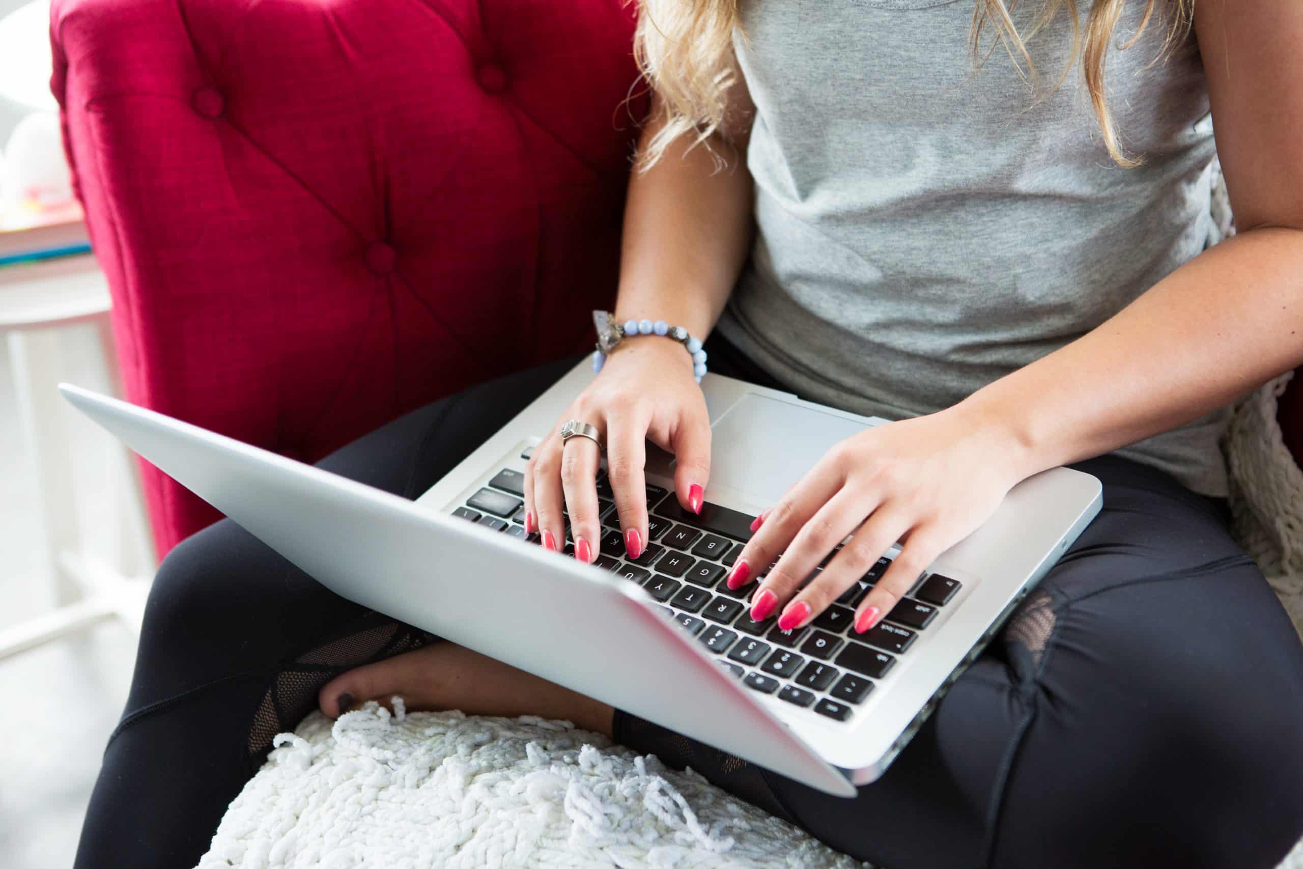 3 Different Ways to Batch Your Business's Social Media
