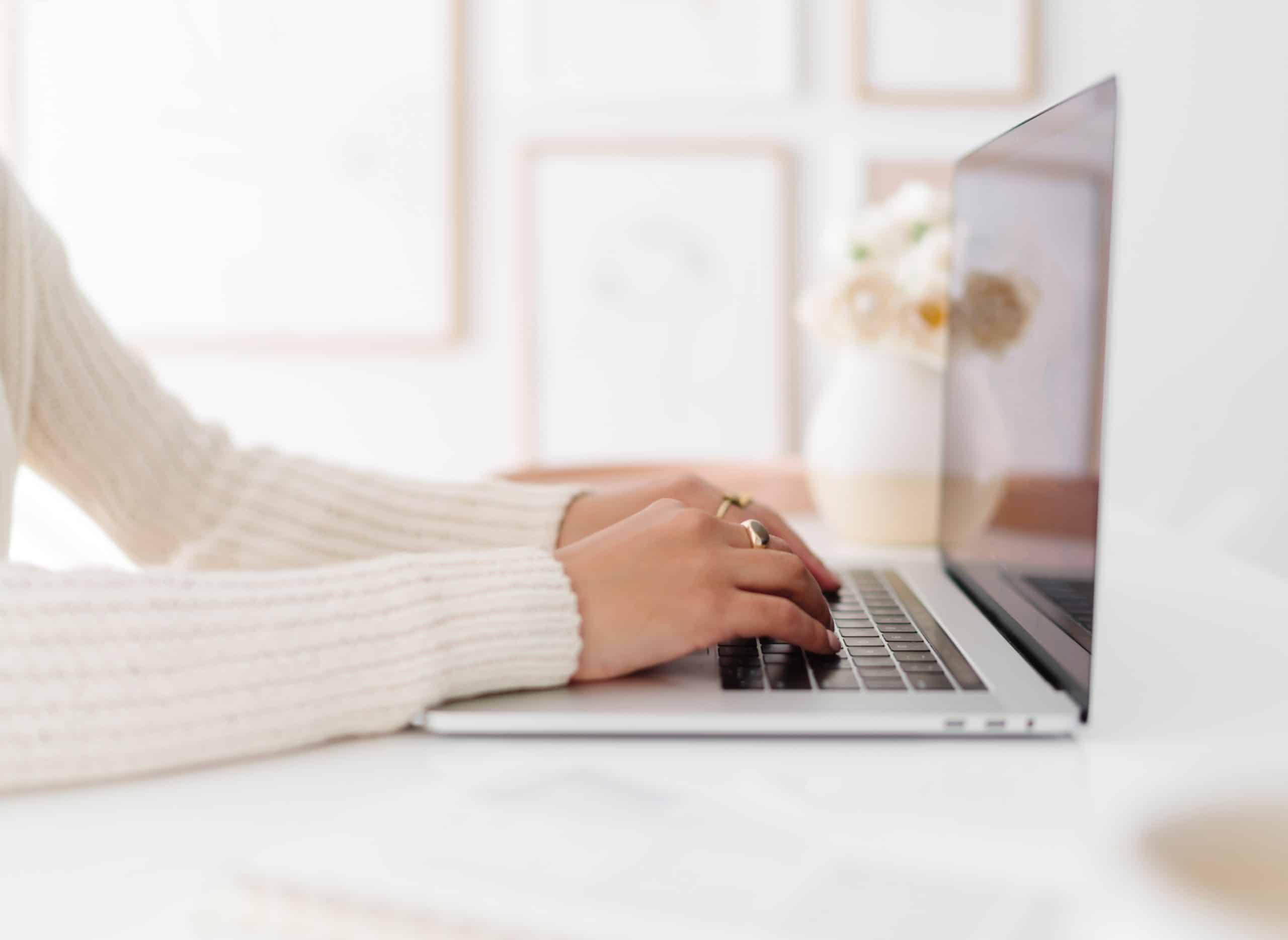 How to Use Hashtags on LinkedIn Effectively